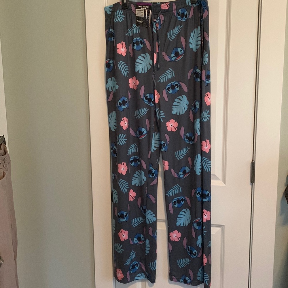NWT Disney “Stitch” Men’s Lounge Pants